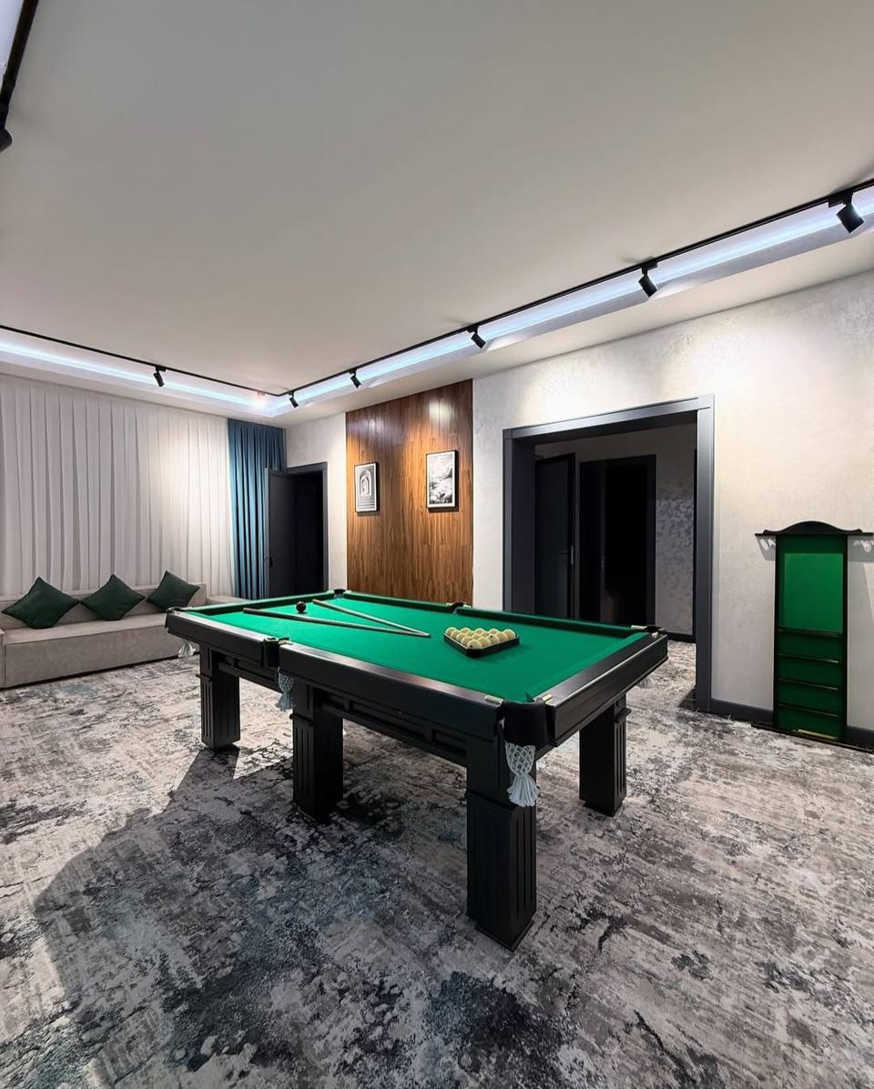 🎱 غرفة البلياردو